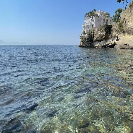 Casa Parthenope, A Window On The Sea Διαμέρισμα *