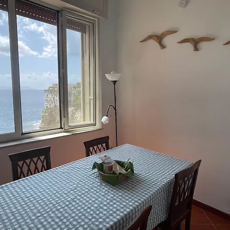 Daire Casa Parthenope, A Window On The Sea